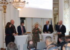 Podiumsgespräch mit Regierungspräsident Walter Jonas, Finanzminister Albert Füracker, der tschechischen Generalkonsulin Dr. Dr. iur. Ivana Červenková, Hejtman Rudolf Špoták und Bezirkstagspräsident Franz Löffler (v.re.)