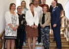 Vlnr.: Institutsrektorin Stefanie Pistor (Institut für Schulqualität und Bildungsforschung - ISB), Beratungsrektorin Sabine Kunz (Ganztagskoordinatorin - Regierung der Oberpfalz), Oberstudienrätin Kathrin Weigert (ISB), Schulamtsdirektorin Birgit Sandmann (Staatl. Schulämter in der Stadt und im Landkreis Regensburg), Oberstudienrat Stefan Rochelmeyer (ISB), Filip Mitrovski (International Rescue Committee (IRC) Deutschland), Martina Lippenberger (Entspannungspädagogin), Abteilungsdirektor Thomas Unger (Bereichsleiter Schulen - Regierung der Oberpfalz), Dr. Thassilo Schuster (IRC Deutschland)