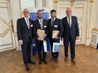 Regierungspräsident Walter Jonas, stv. Bezirkshauptmann Martin Rybár, stv. Bezirkshauptmann Jan Bozděch und Bezirkstagspräsident Franz Löffler (v.li.)