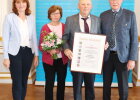 Den goldenen Meisterbrief erhielt Josef Mosandl (2.v.r.), aus Ottmaring in der Gemeinde Dietfurt (Landkreis Neumarkt)  